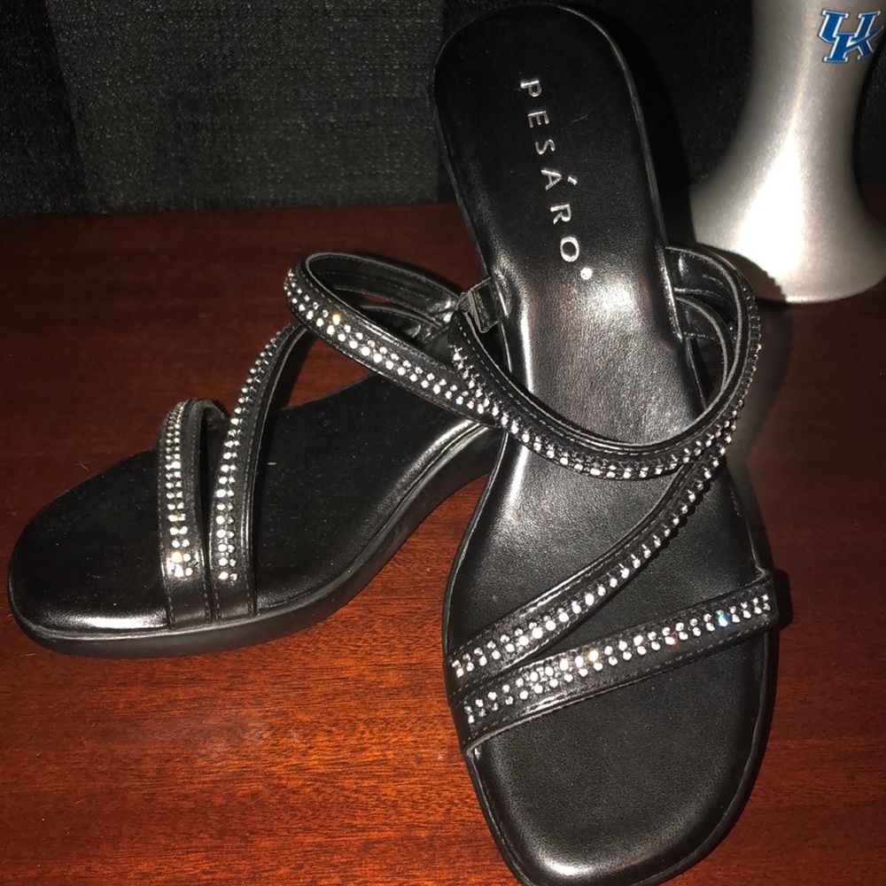Sandles super cute